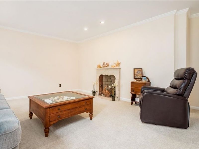 480 W Highland Drive, Zanesville, OH 43701 Photo 5