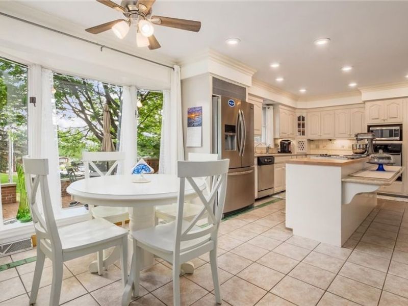 480 W Highland Drive, Zanesville, OH 43701 Photo 8