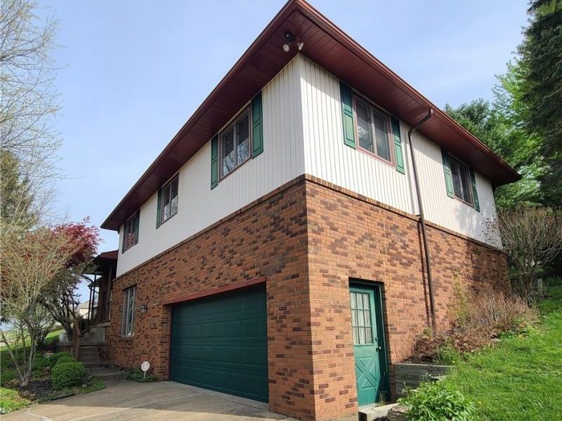 106 Martha Drive, Saint Clairsville, OH 43950 Photo 3