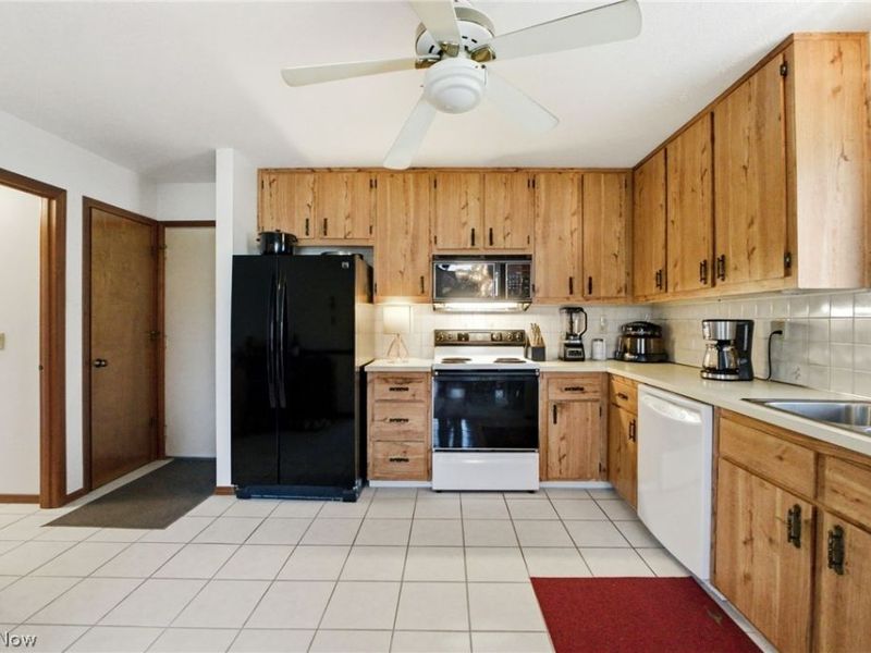 4131 Monterey Drive, Medina, OH 44256 Photo 3