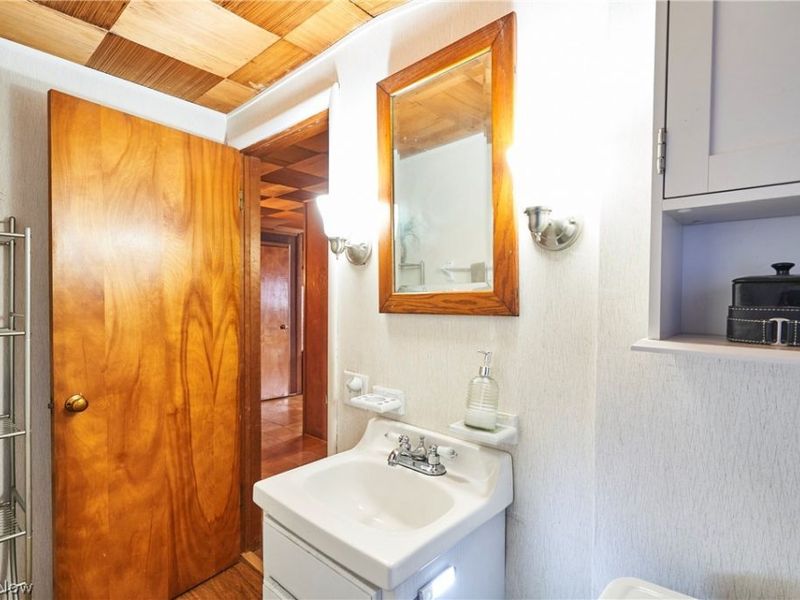 13203 Woodward Boulevard, Garfield Heights, OH 44125 Photo 17