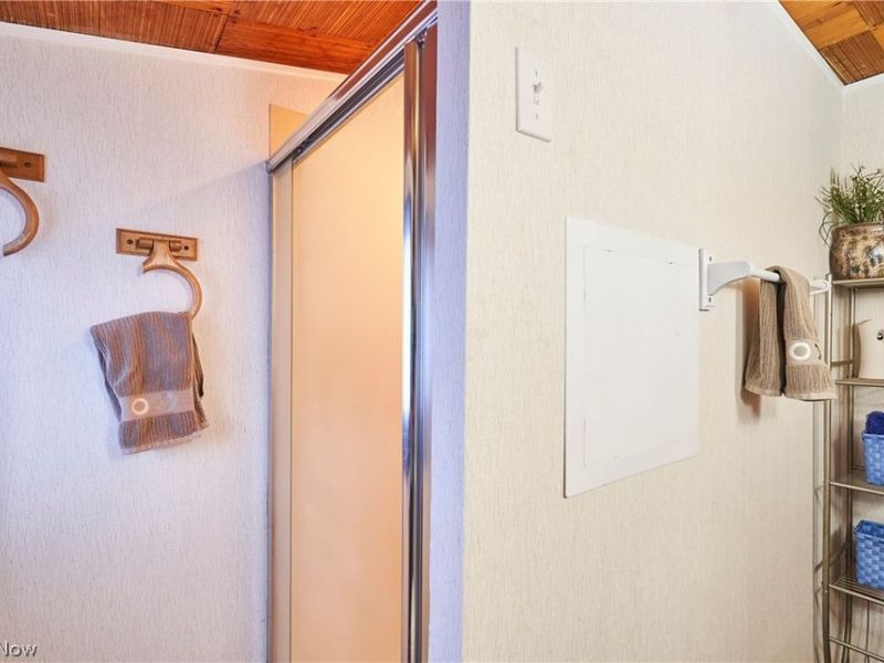 13203 Woodward Boulevard, Garfield Heights, OH 44125 Photo 18