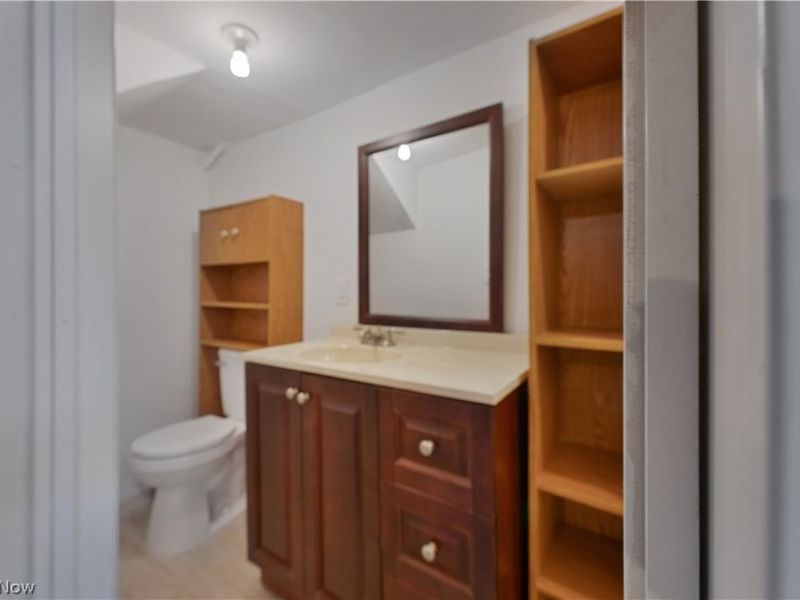 190 Struthers Liberty Road, Campbell, OH 44405 Photo 16