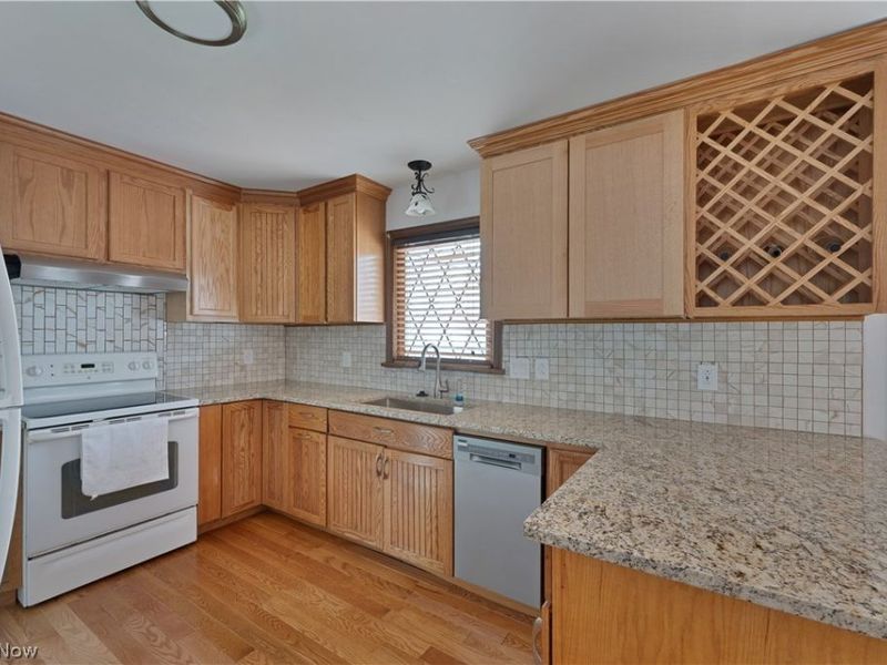 190 Struthers Liberty Road, Campbell, OH 44405 Photo 3