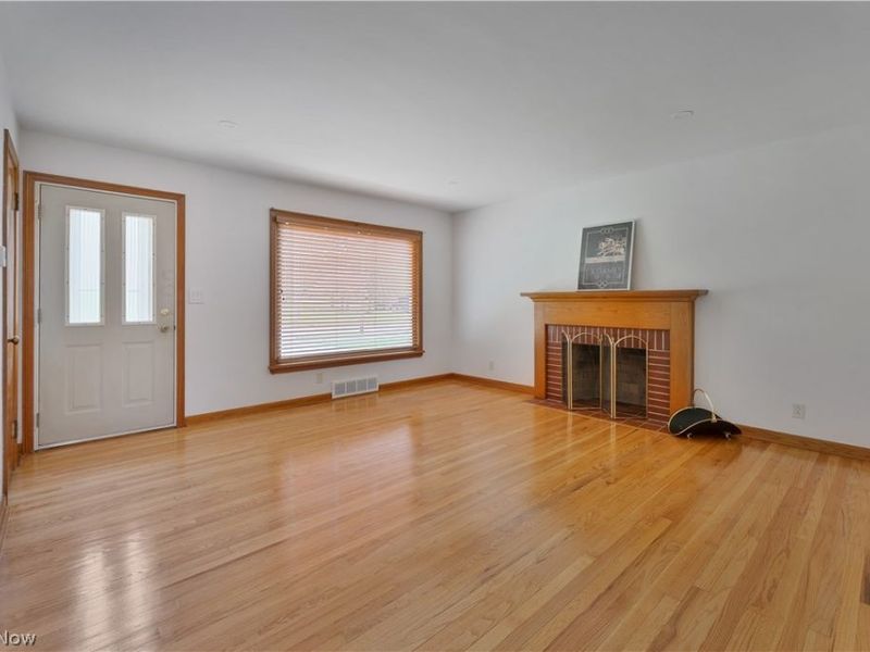 190 Struthers Liberty Road, Campbell, OH 44405 Photo 7