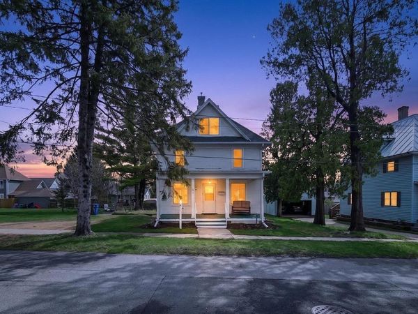 103 S 7th Street, Mount Horeb, WI 53572