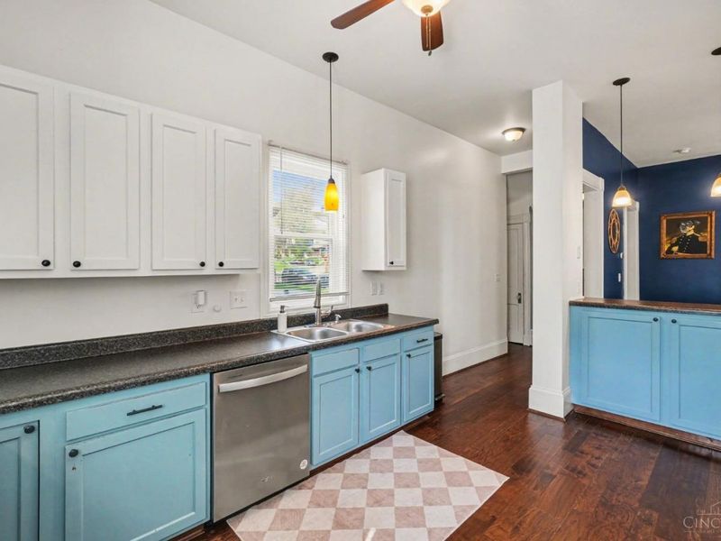 873 Academy Avenue, Cincinnati, OH 45205 Photo 13