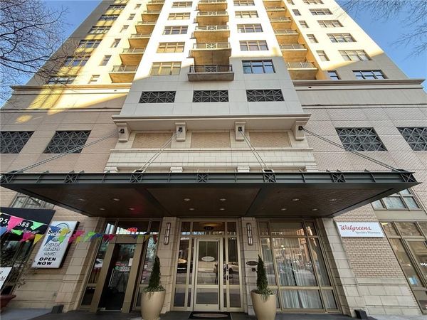 565 Peachtree Street NE, Unit 1811, Atlanta, GA 30308