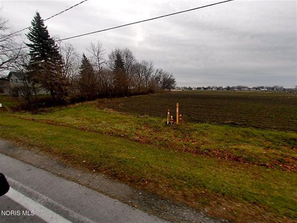 3302 Brown Road , Oregon, OH 43616