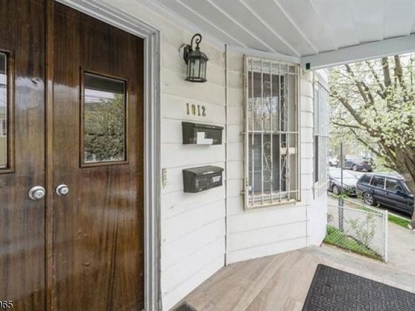 1012 Paterson Plank Rd, North Bergen, NJ 07047