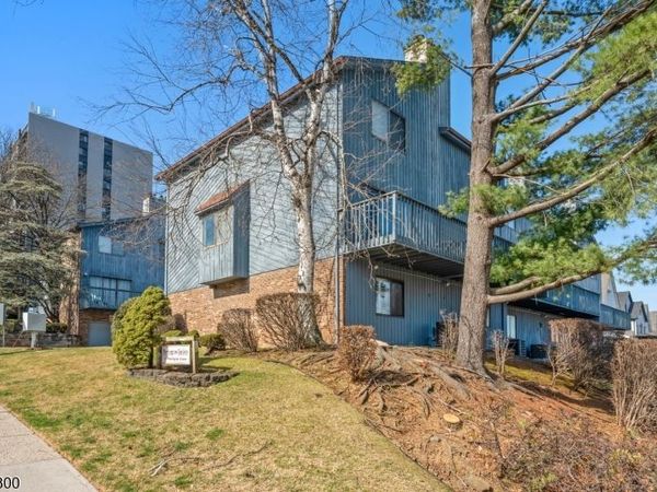 114 Pennington Ave, Passaic, NJ 07055