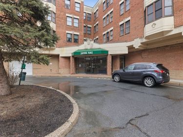 34 Sumner Ave, Unit 210, Springfield, MA 01108