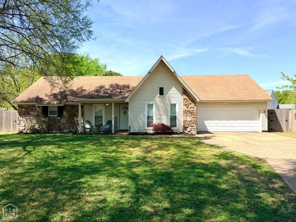 456 E Brick St, Marion, AR 72364