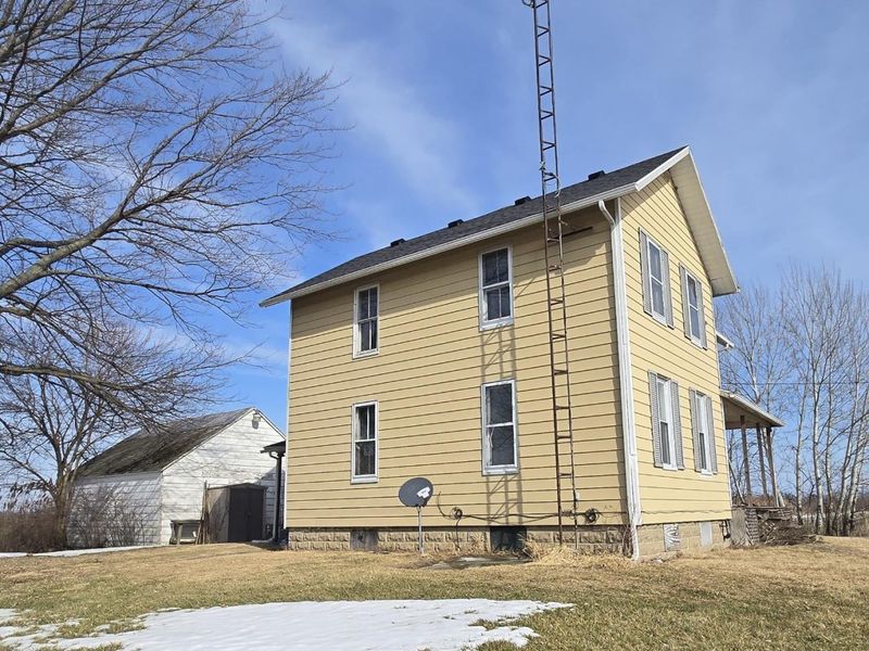 7601 W Portage River South Road, Oak Harbor, OH 43449 Photo 2