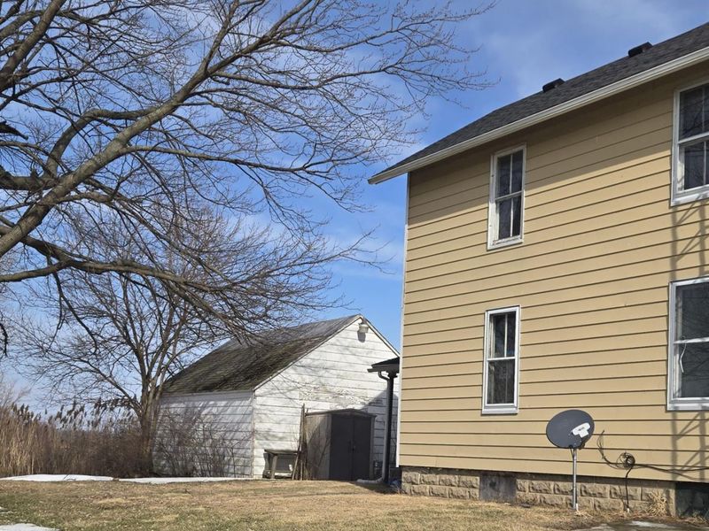 7601 W Portage River South Road, Oak Harbor, OH 43449 Photo 3