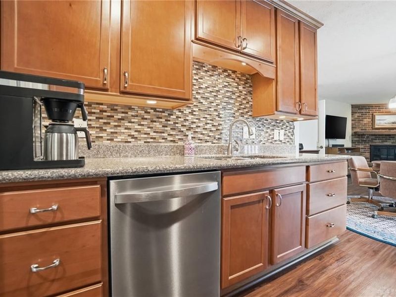 352 Kimbary Drive, Washington Township, OH 45458 Photo 21