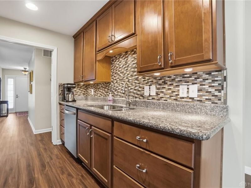 352 Kimbary Drive, Washington Township, OH 45458 Photo 22