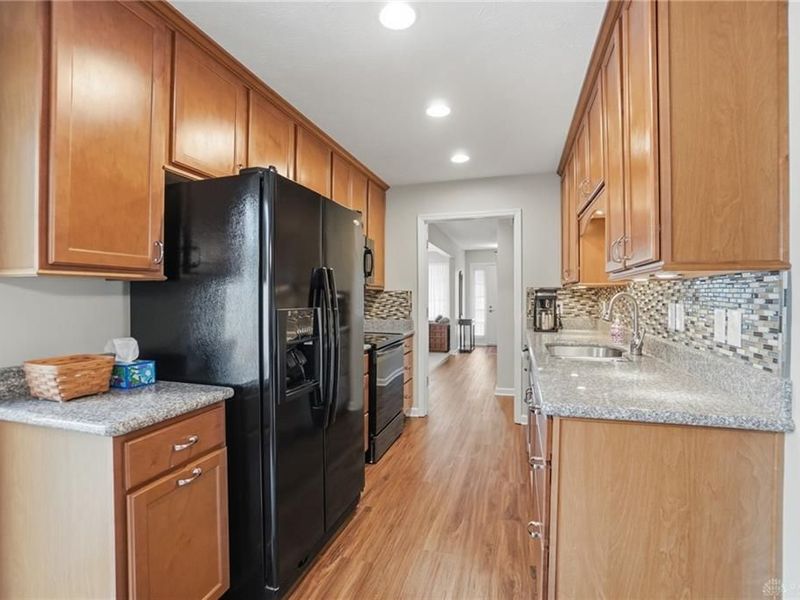 352 Kimbary Drive, Washington Township, OH 45458 Photo 24