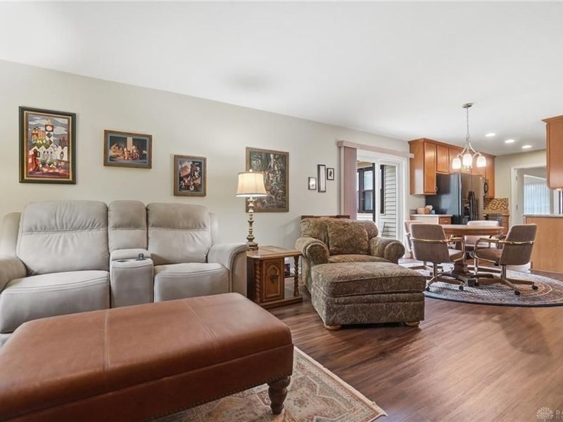 352 Kimbary Drive, Washington Township, OH 45458 Photo 32