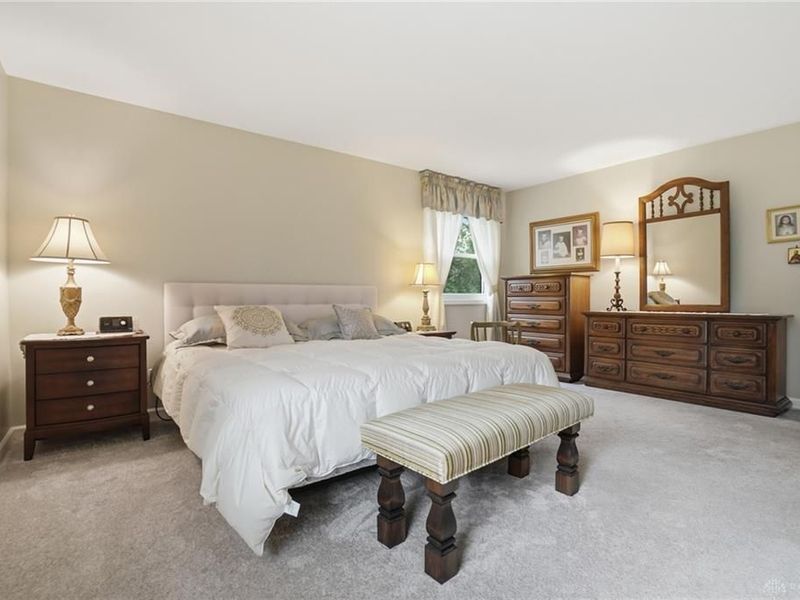 352 Kimbary Drive, Washington Township, OH 45458 Photo 35