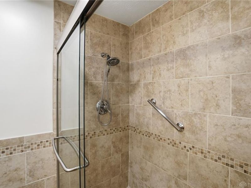 352 Kimbary Drive, Washington Township, OH 45458 Photo 38