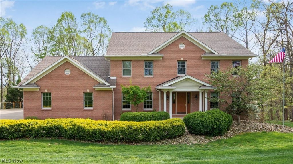 2540 Nicholas Lane, Dresden, OH 43821 Main Photo