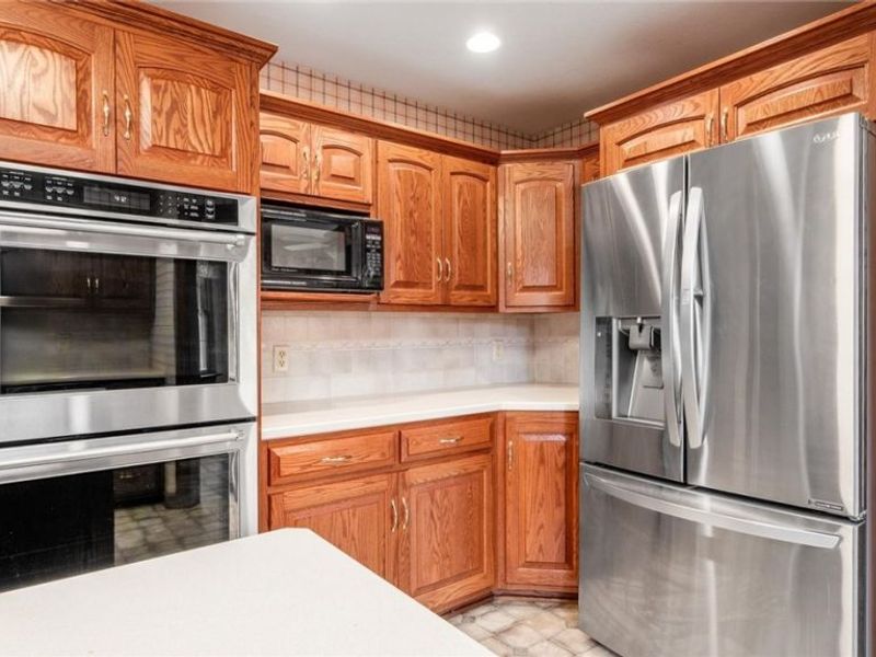 2540 Nicholas Lane, Dresden, OH 43821 Photo 18