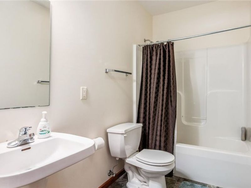 2540 Nicholas Lane, Dresden, OH 43821 Photo 41