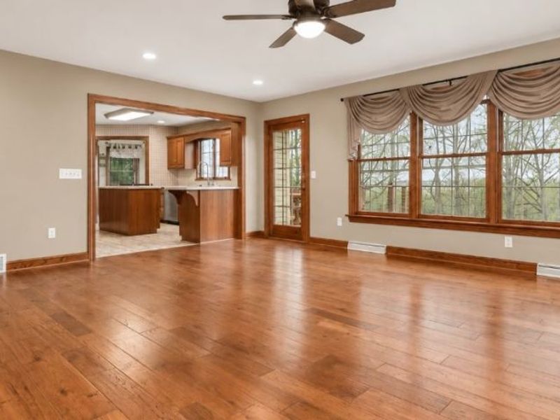 2540 Nicholas Lane, Dresden, OH 43821 Photo 8
