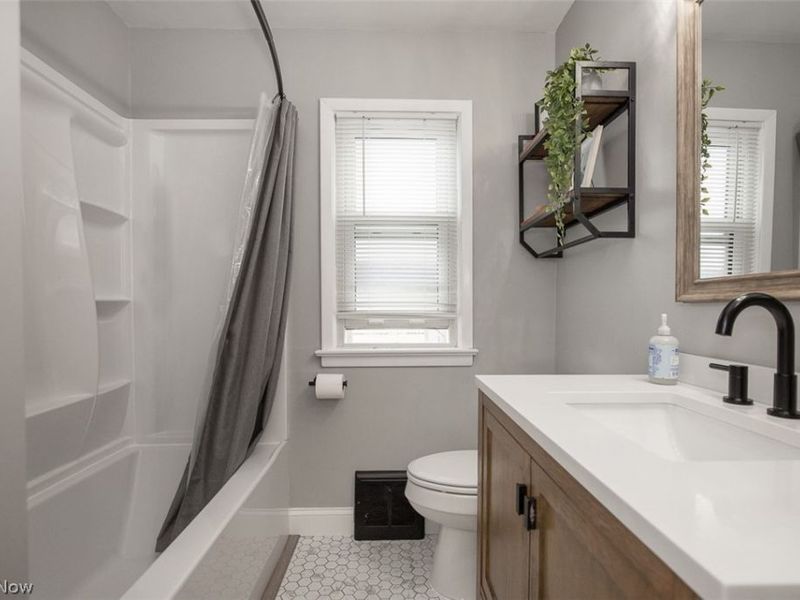 30404 Oakdale Road, Willowick, OH 44095 Photo 14