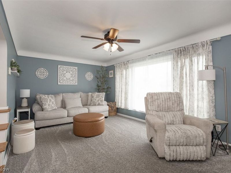 30404 Oakdale Road, Willowick, OH 44095 Photo 2