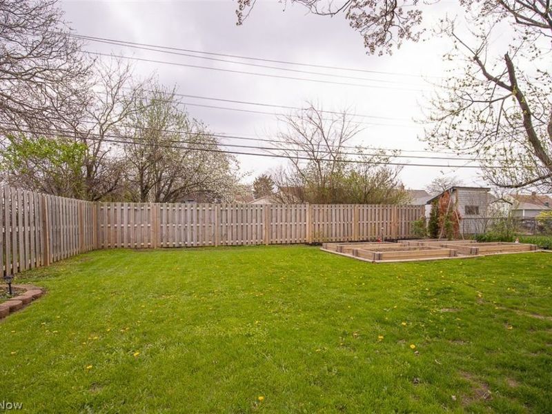 30404 Oakdale Road, Willowick, OH 44095 Photo 32