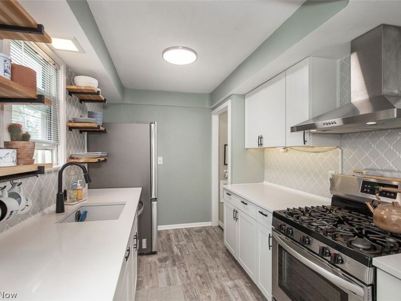 30404 Oakdale Road, Willowick, OH 44095 Photo 9