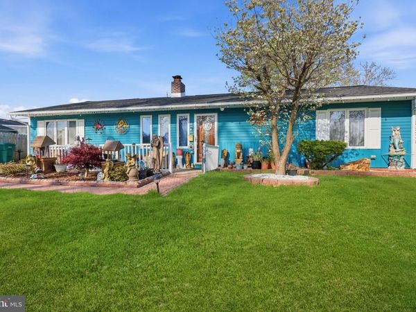 12 GRIDIRON ROAD , LEVITTOWN, PA 19057