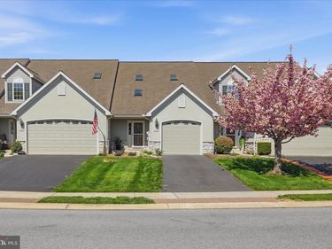 1321 FIELDSTONE DRIVE, MOUNT JOY, PA 17552