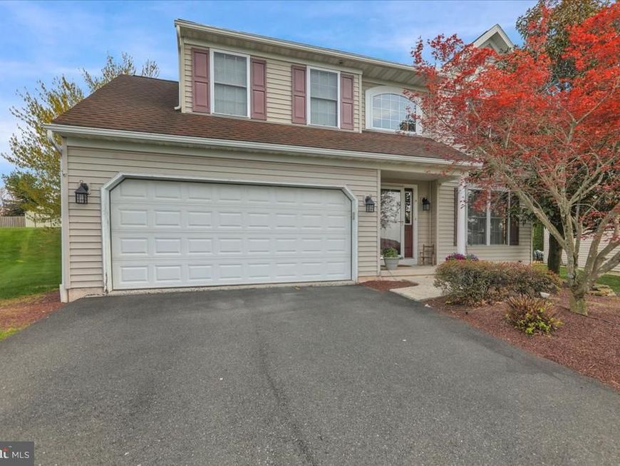 6 Laurel Woods Drive, Reading, PA 19607 Main Photo