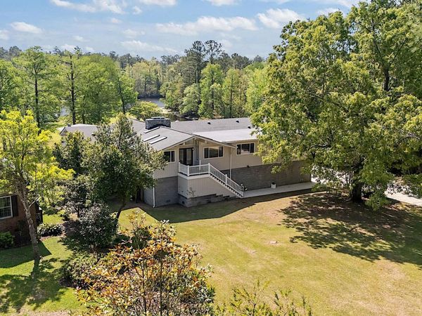 244 Shoreline Drive, New Bern, NC 28562