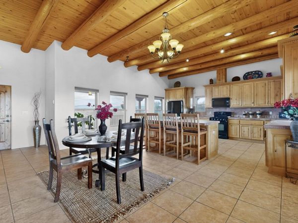 18 Calle Capulin , Santa Fe, NM 87507