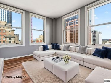300 S 16th Street, Unit 705, Omaha, NE 68102