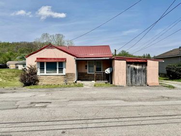 150 Minnich Street, Weston, WV 26452