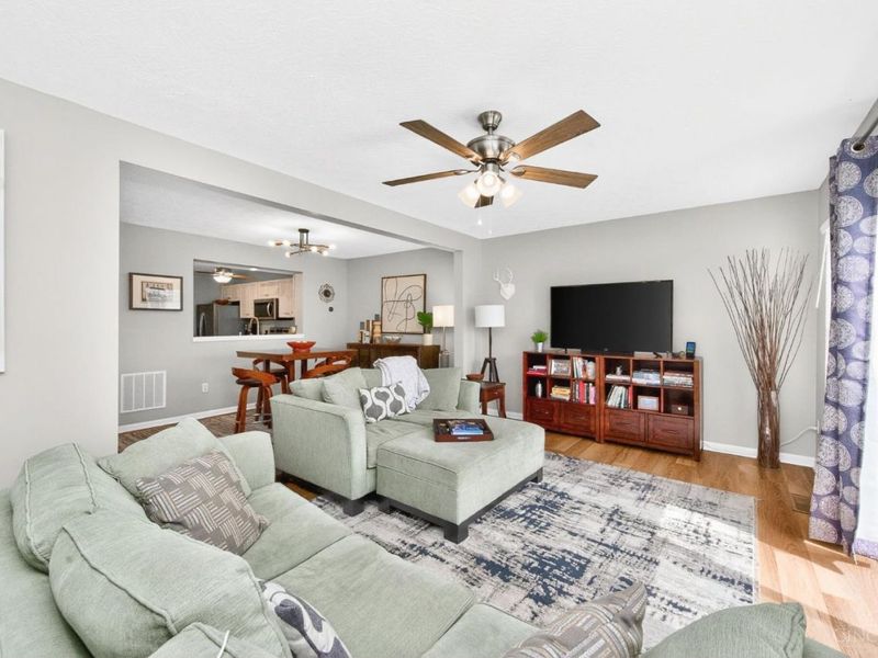 4027 Fieldsedge Drive, Mason, OH 45040 Photo 4