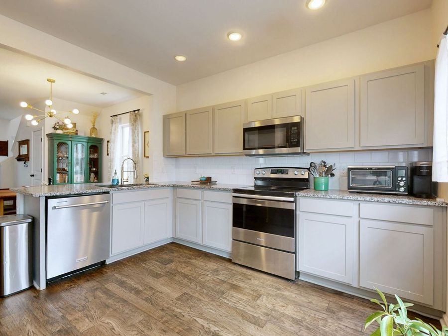 Property Image 9