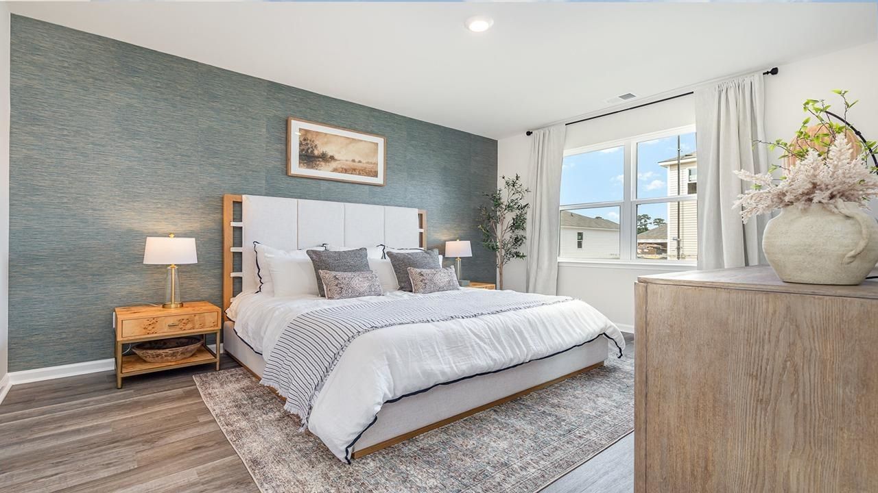 304 Skyward St.  Photo 14