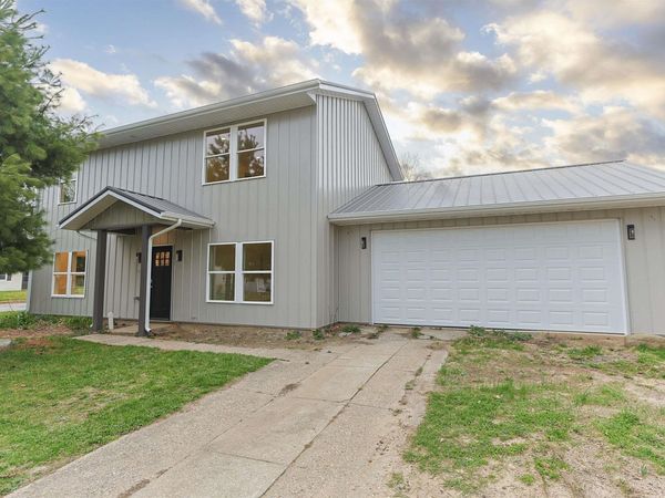 4024 Addison Street, South Bend, IN 46614