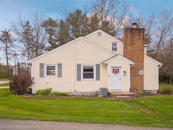 139 Aurora Hudson Road , Aurora, OH 44202