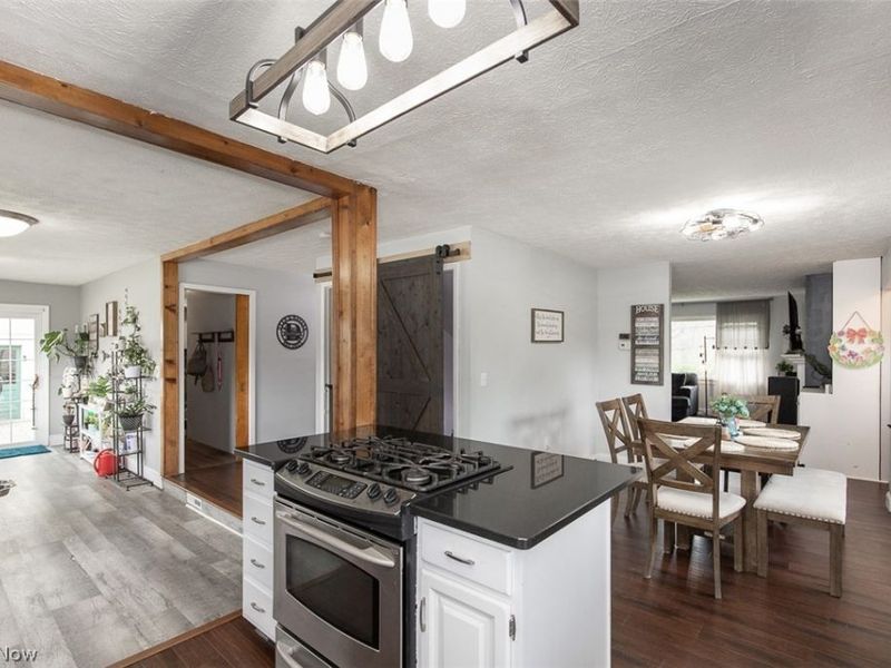 139 Aurora Hudson Road, Aurora, OH 44202 Photo 10