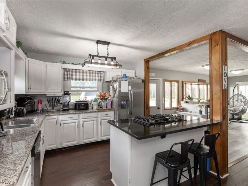 139 Aurora Hudson Road, Aurora, OH 44202 Photo 12