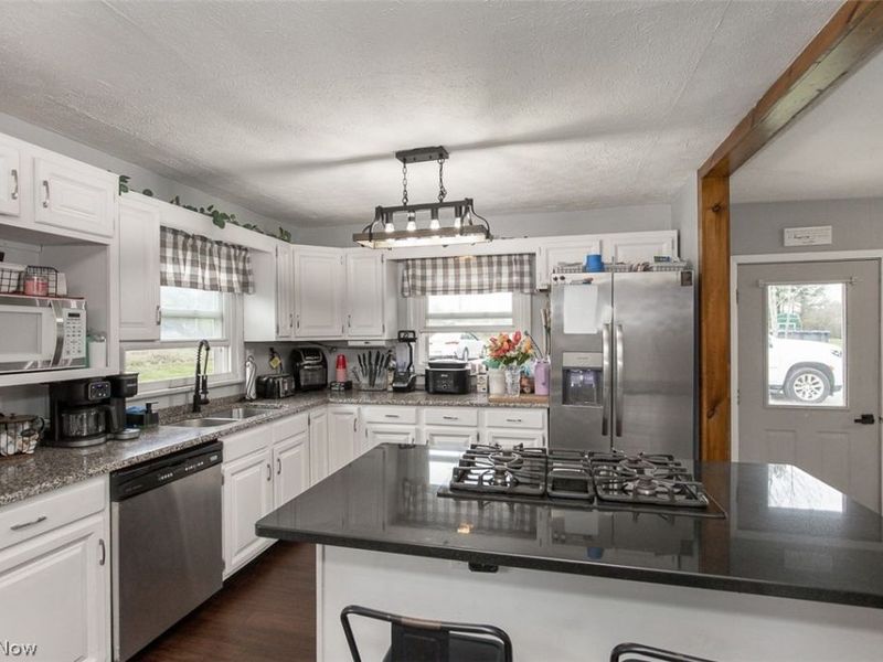 139 Aurora Hudson Road, Aurora, OH 44202 Photo 13