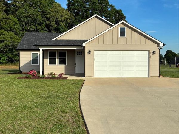 27636 Taylor Lane , Albemarle, NC 28001