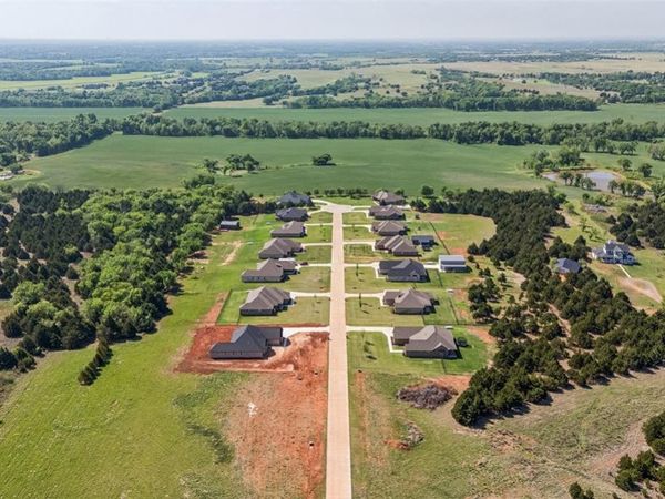 9489 Regado Court, Guthrie, OK 73044